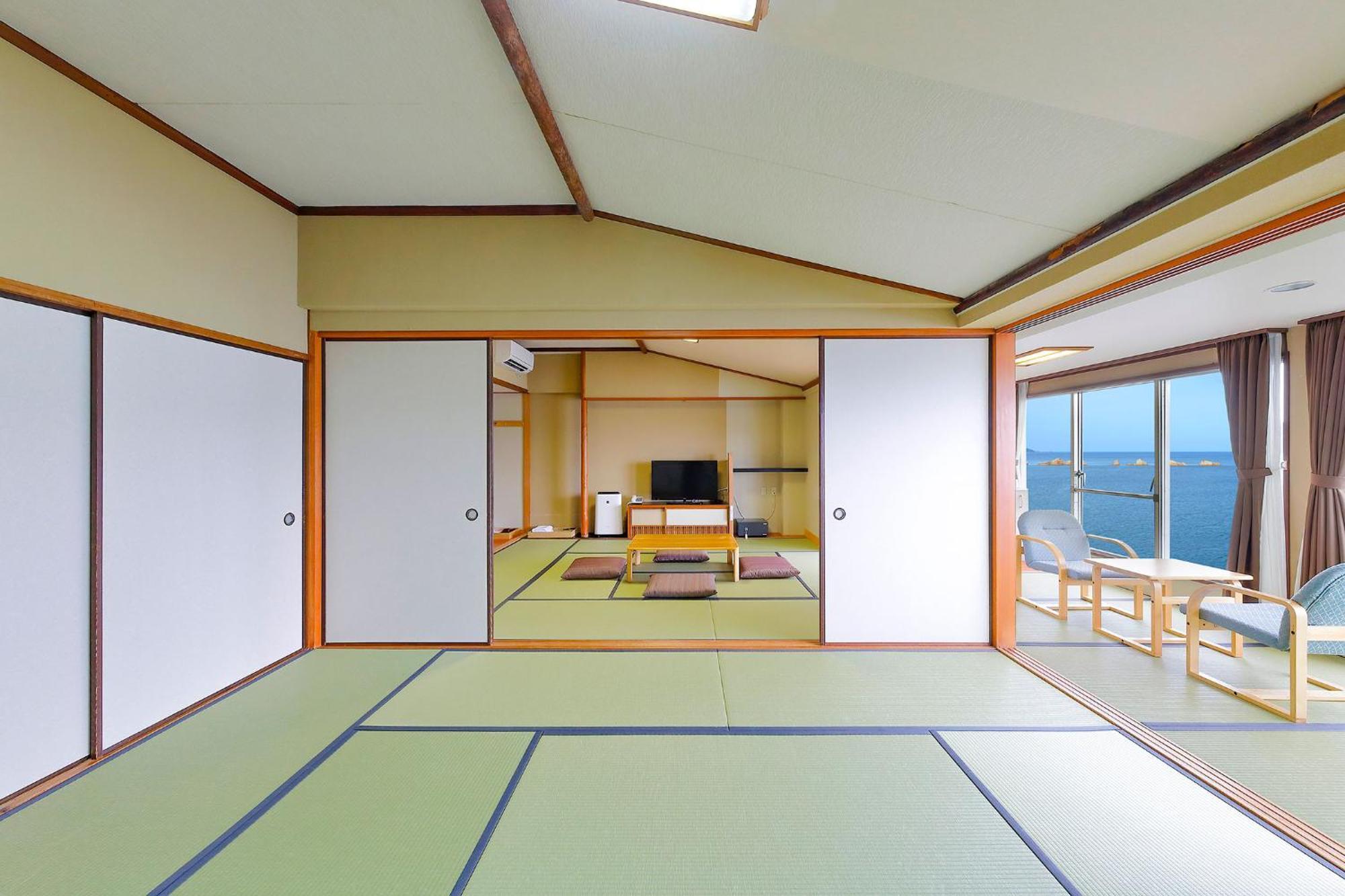 Hotel Ooedo Onsen Monogatari Nanki Kushimoto Exterior foto